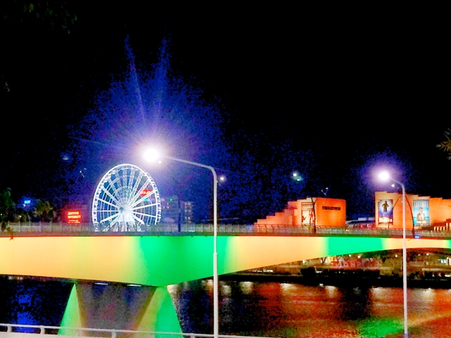 Brisbane wheel at night